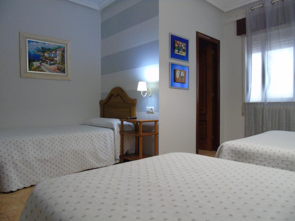 Hotel Bruselas A Guarda Room photo